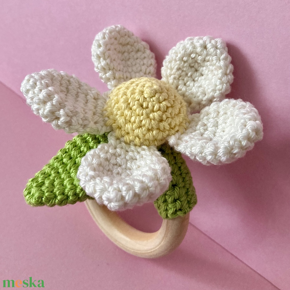 Horgolt virágos rágóka - baba - mama - baba játékok - rágóka - Meska.hu