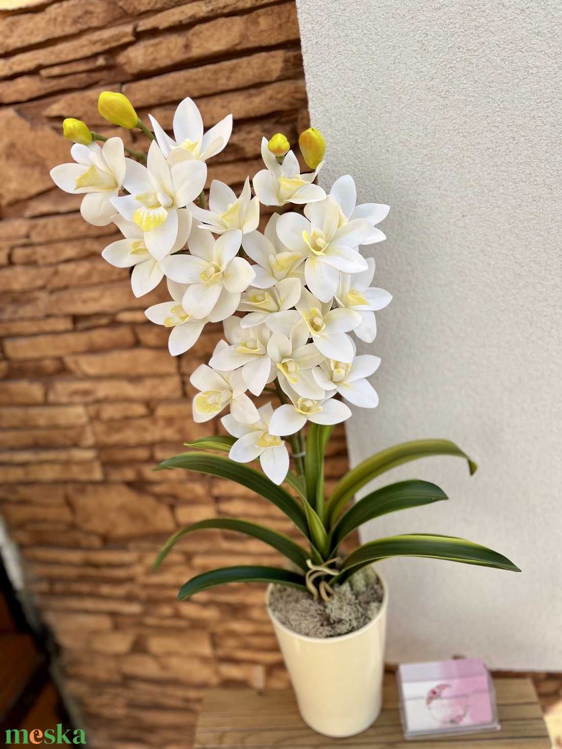 2 ágas, real touch csónak orchidea kerámia kaspóban-fehér - otthon & életmód - dekoráció - virágdísz és tartó - csokor & virágdísz - Meska.hu 2 ágas, real touch csónak orchidea kerámia kaspóban-fehér - otthon & életmód - dekoráció - virágdísz és tartó - csokor & virágdísz - Meska.hu