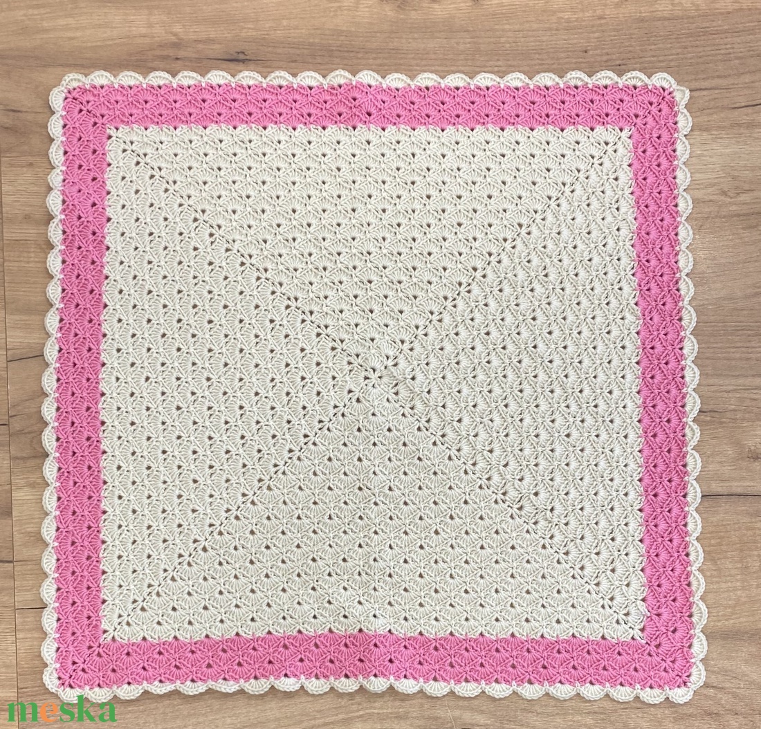 Horgolt banatakaró - puha ölelés a mindennapokra - otthon & életmód - babaszoba, gyerekszoba - babatakaró, gyerek pléd - Meska.hu