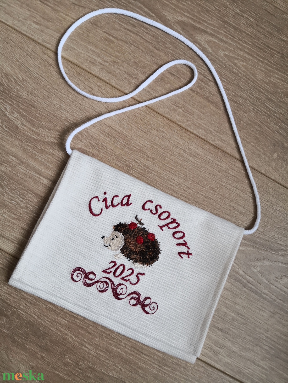 Himzett Ovis ballagási tarisznya - játék & sport - ovis felszerelés - egyéb ovis kiegészítő - Meska.hu