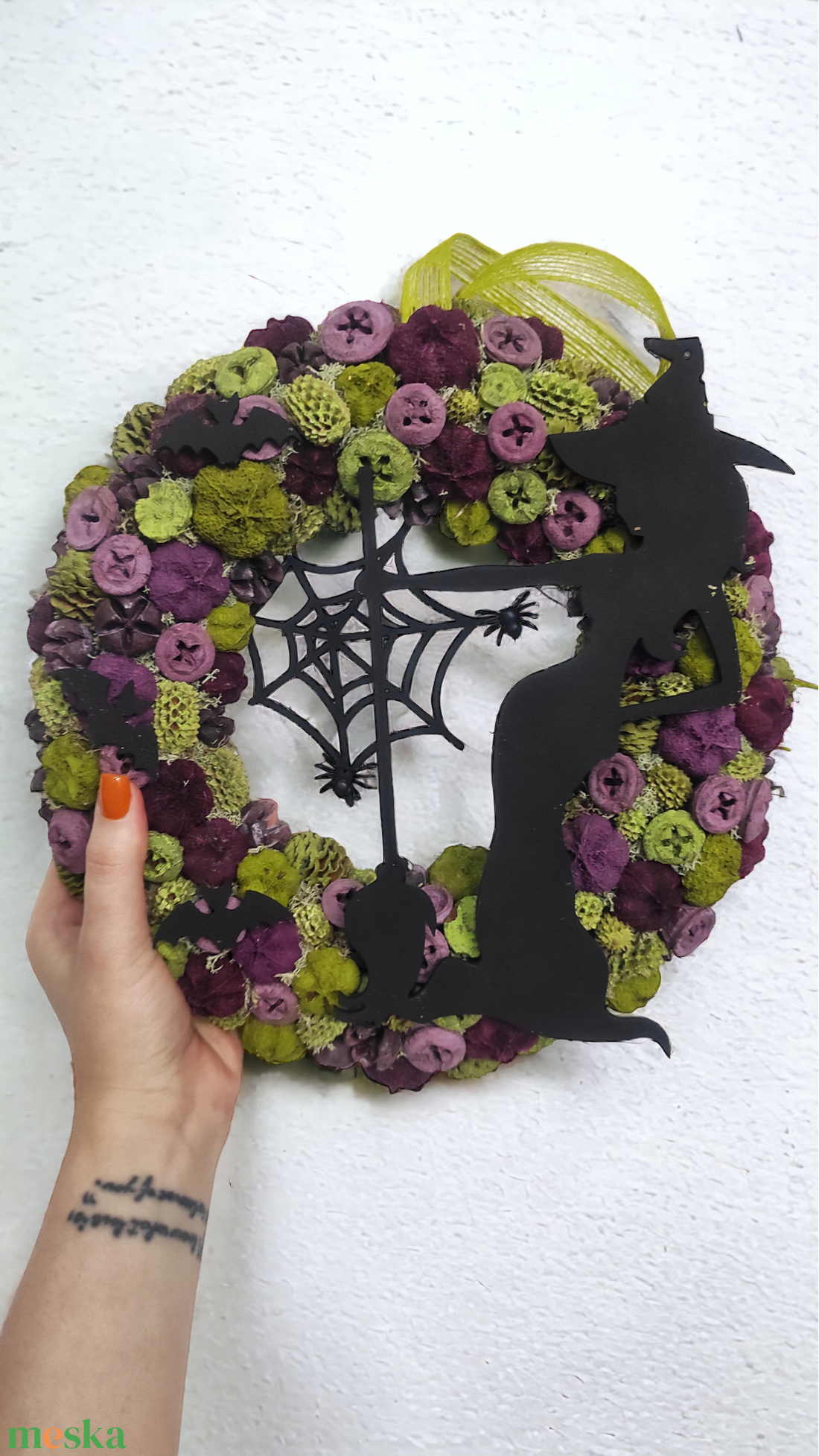 Boszis Halloween kopogtató LED világítással - otthon & életmód - dekoráció - ajtó- és ablak dekoráció - ajtódísz & kopogtató - Meska.hu Boszis Halloween kopogtató LED világítással - otthon & életmód - dekoráció - ajtó- és ablak dekoráció - ajtódísz & kopogtató - Meska.hu