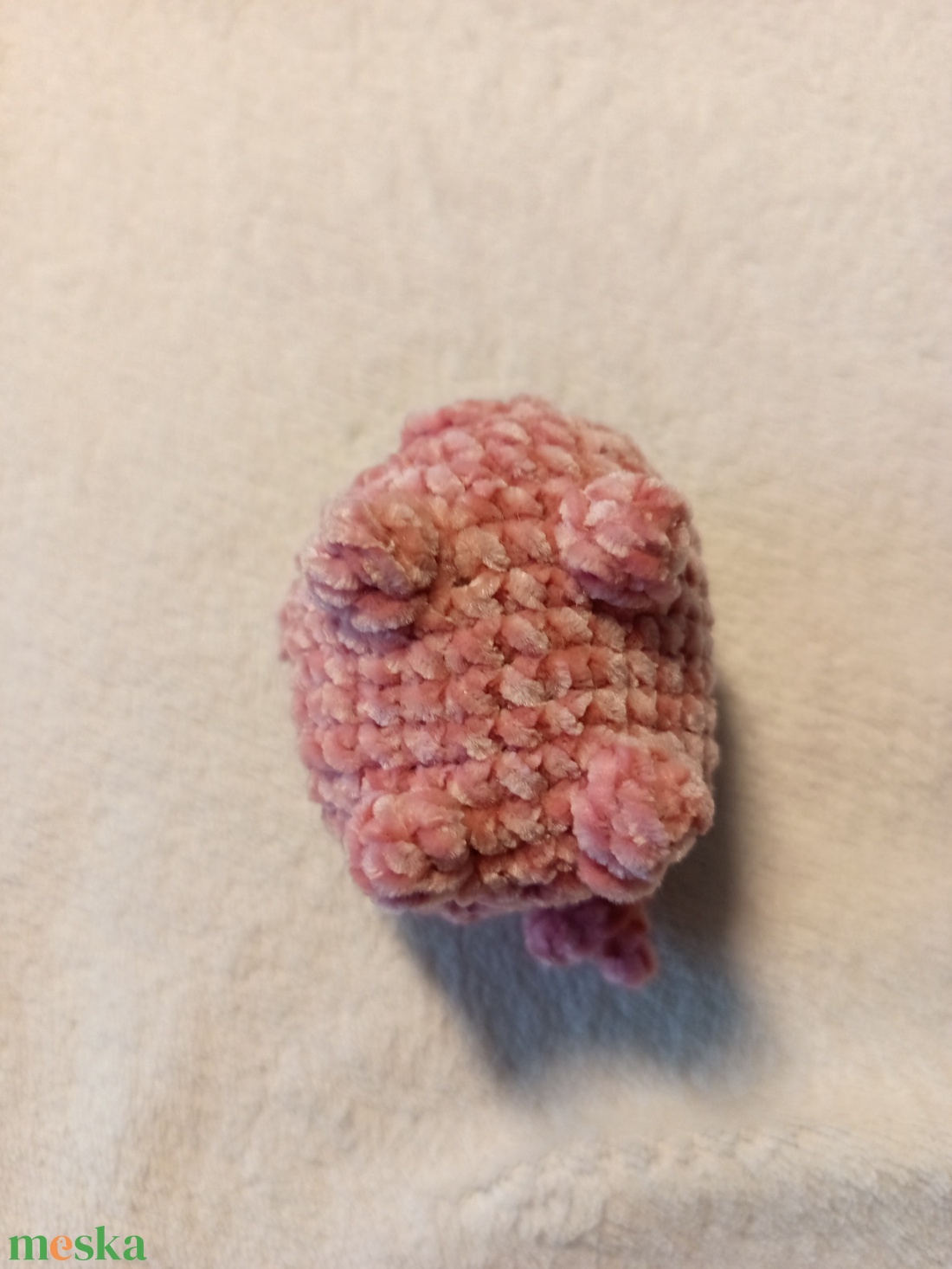 Cuki horgolt rózsaszín mini malac plüss  - játék & sport - plüssállat & játékfigura - malac - Meska.hu