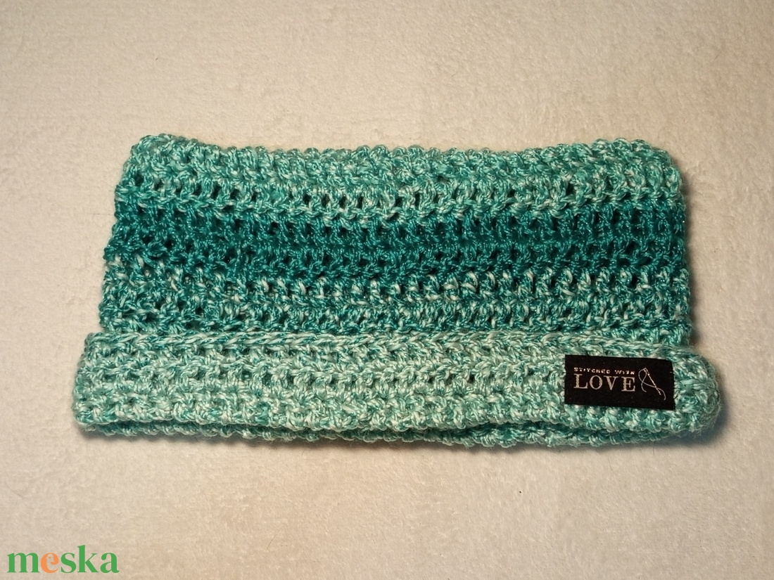 Horgolt színátmenetes macska füles sapka - ruha & divat - sál, sapka, kendő - sapka - Meska.hu