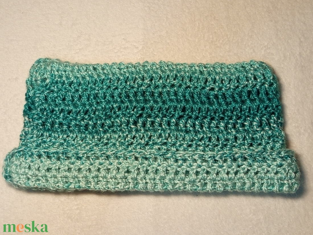 Horgolt színátmenetes macska füles sapka - ruha & divat - sál, sapka, kendő - sapka - Meska.hu