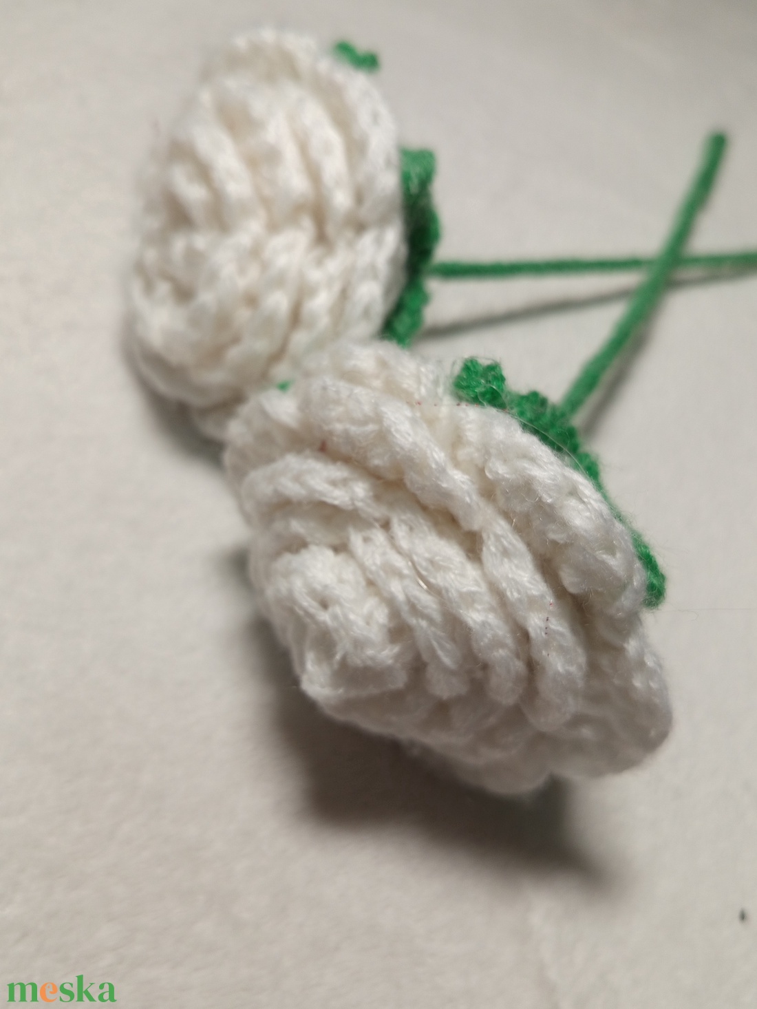 Horgolt fehér rózsa szál  - otthon & életmód - dekoráció - virágdísz és tartó - csokor & virágdísz - Meska.hu