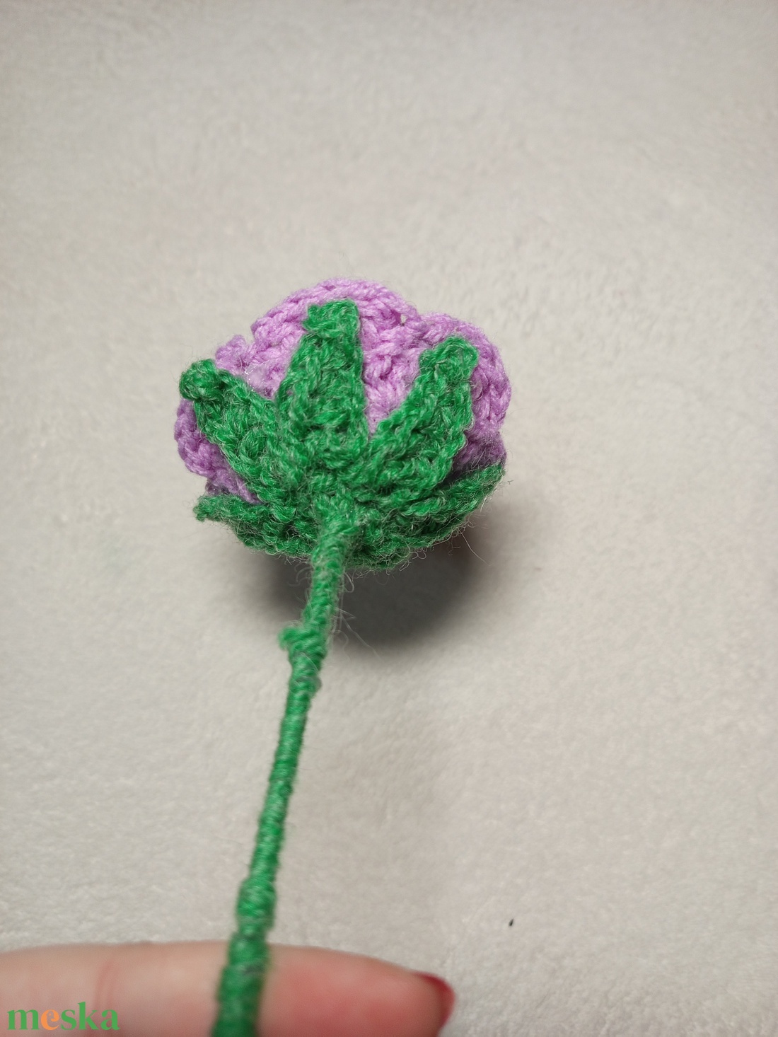 Horgolt lila rózsa szál - otthon & életmód - dekoráció - virágdísz és tartó - csokor & virágdísz - Meska.hu