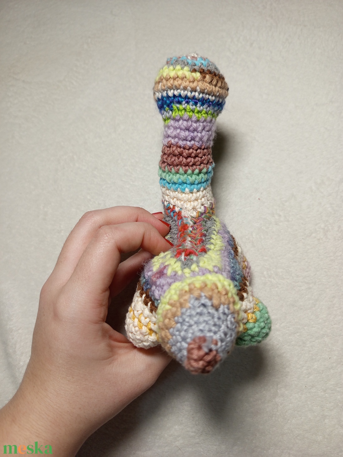 Horgolt szines dinó plüss  - játék & sport - plüssállat & játékfigura - plüss dínók - Meska.hu