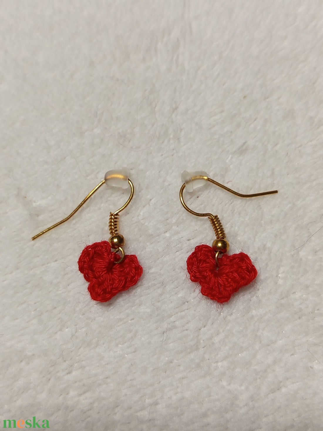 Horgolt szívecske fülbevaló bármilyen színben  - ékszer - fülbevaló - lógó fülbevaló - Meska.hu