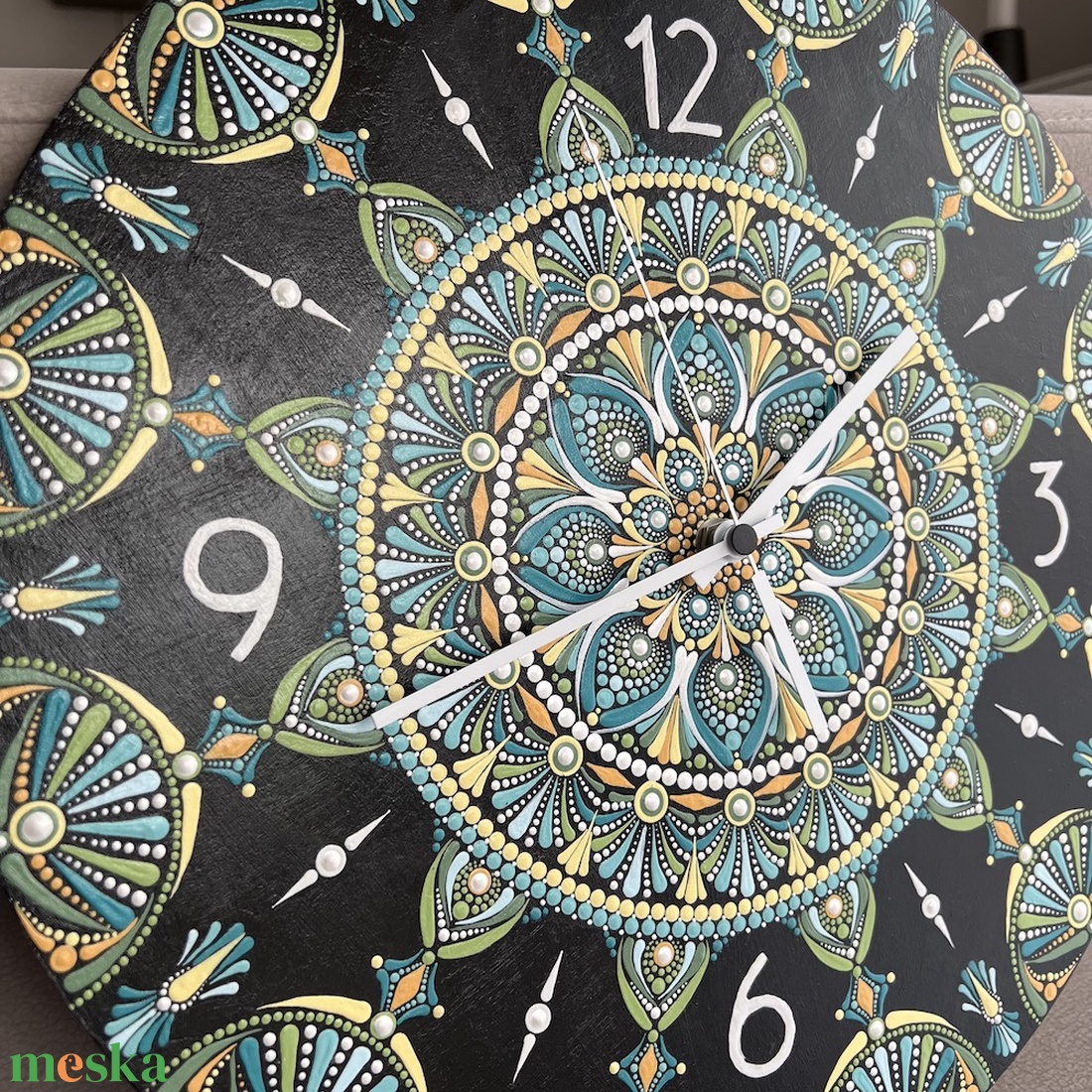 Falióra mandala mintával - átmérő 40 cm - otthon & életmód - dekoráció - fali és függő dekoráció - falióra & óra - Meska.hu