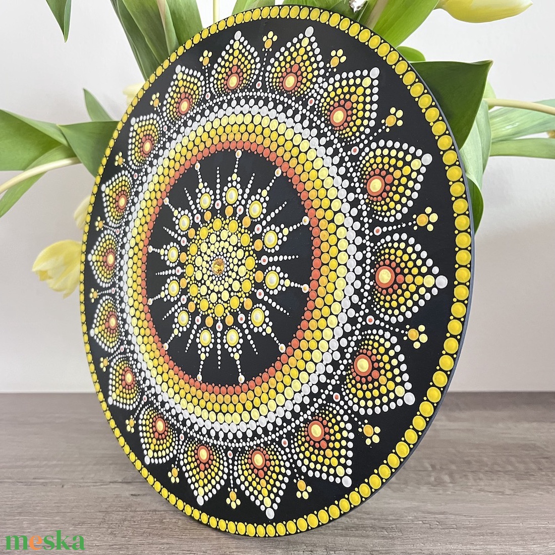 Pontozott mandala Swarovski kristállyal - átmérő 30cm - otthon & életmód - dekoráció - fali és függő dekoráció - falra akasztható dekor - Meska.hu Pontozott mandala Swarovski kristállyal - átmérő 30cm - otthon & életmód - dekoráció - fali és függő dekoráció - falra akasztható dekor - Meska.hu