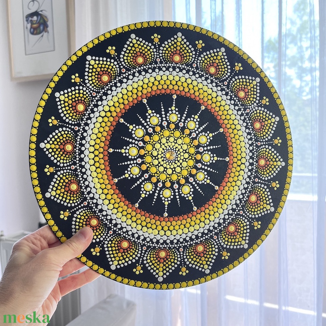 Pontozott mandala Swarovski kristállyal - átmérő 30cm - otthon & életmód - dekoráció - fali és függő dekoráció - falra akasztható dekor - Meska.hu Pontozott mandala Swarovski kristállyal - átmérő 30cm - otthon & életmód - dekoráció - fali és függő dekoráció - falra akasztható dekor - Meska.hu