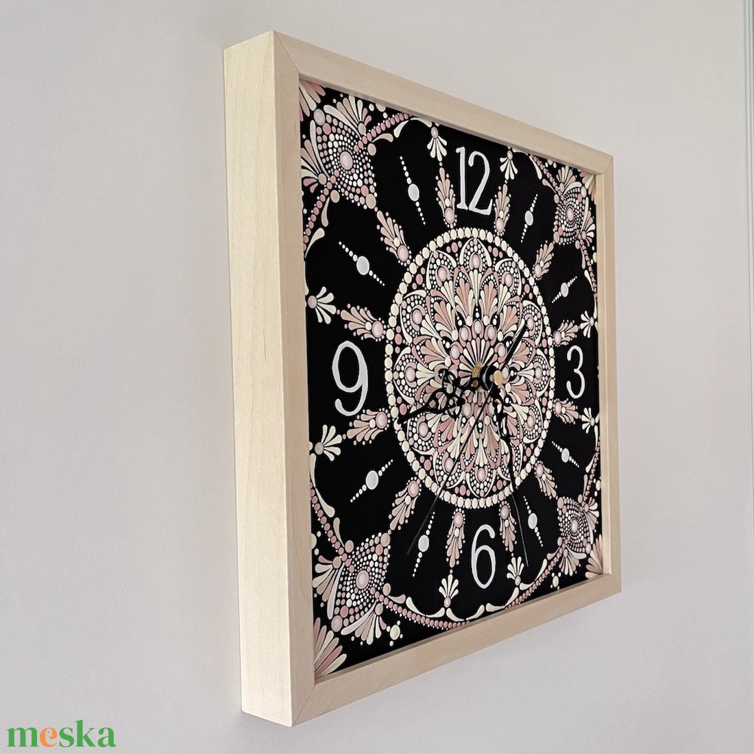 Falióra képkeretben, festett mandala mintával - 25 x 25 cm - otthon & életmód - dekoráció - fali és függő dekoráció - falióra & óra - Meska.hu Falióra képkeretben, festett mandala mintával - 25 x 25 cm - otthon & életmód - dekoráció - fali és függő dekoráció - falióra & óra - Meska.hu