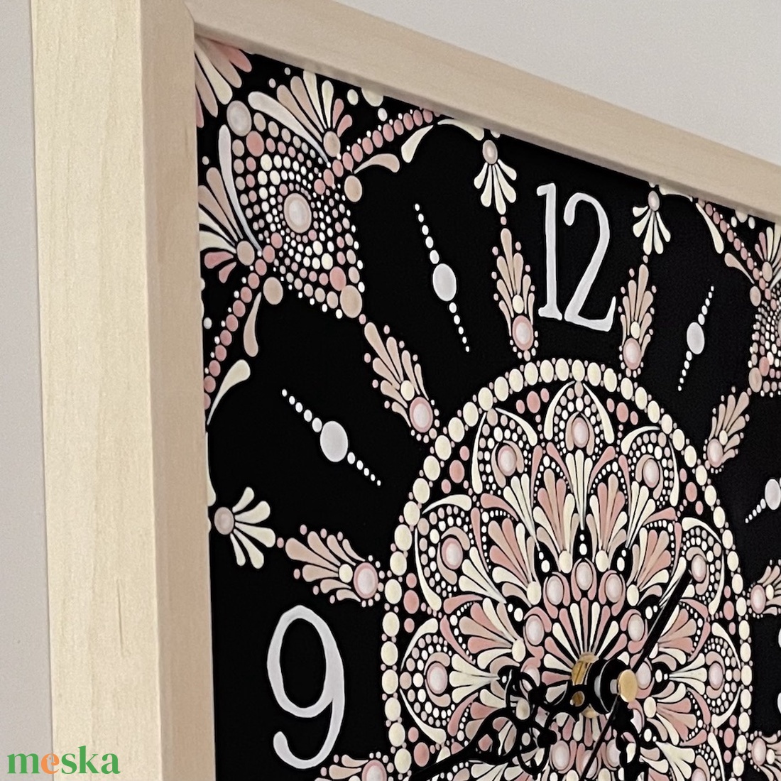 Falióra képkeretben, festett mandala mintával - 25 x 25 cm - otthon & életmód - dekoráció - fali és függő dekoráció - falióra & óra - Meska.hu Falióra képkeretben, festett mandala mintával - 25 x 25 cm - otthon & életmód - dekoráció - fali és függő dekoráció - falióra & óra - Meska.hu