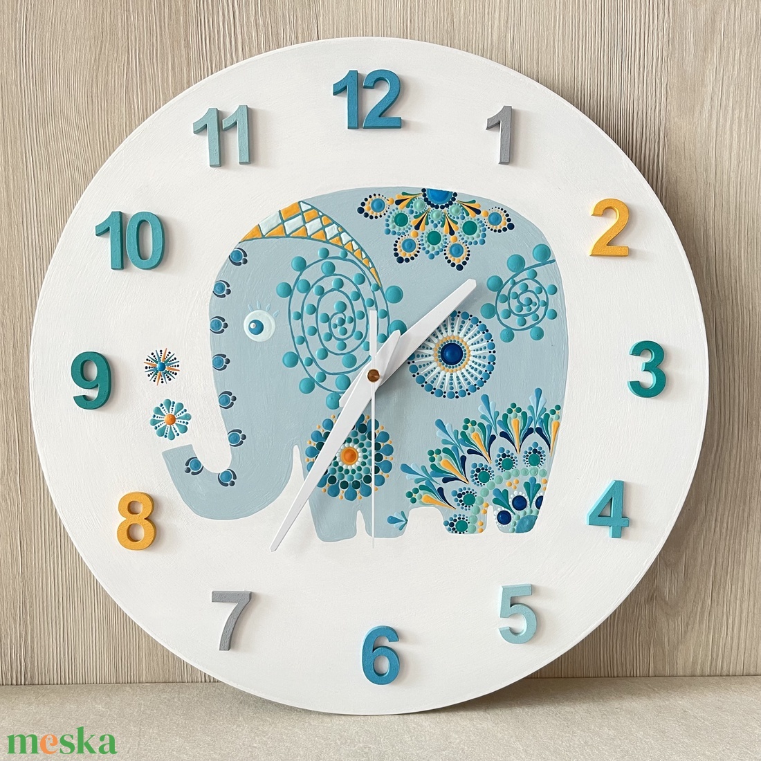 Elefánt festett falióra, átmérő 35 cm - otthon & életmód - dekoráció - fali és függő dekoráció - falióra & óra - Meska.hu