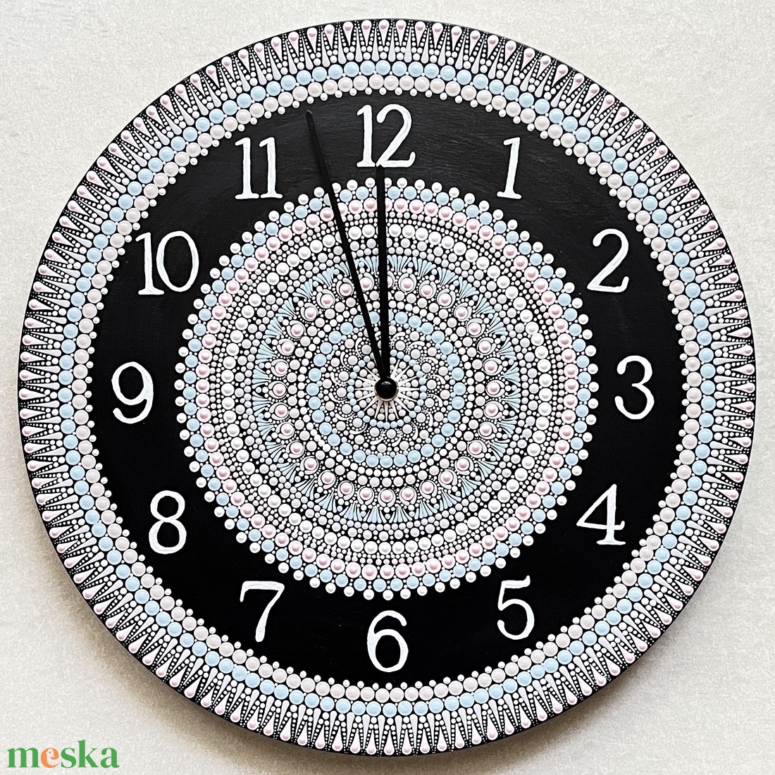 Mandala falióra, kék és róza színekkel, átmérő 35 cm - otthon & életmód - dekoráció - fali és függő dekoráció - falióra & óra - Meska.hu Mandala falióra, kék és róza színekkel, átmérő 35 cm - otthon & életmód - dekoráció - fali és függő dekoráció - falióra & óra - Meska.hu