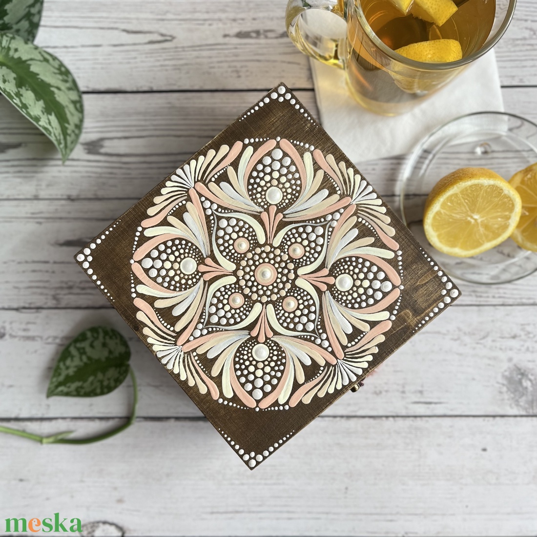 Mandala mintával festett fadoboz - teásdoboz - teafiltertartó - otthon & életmód - tárolás & rendszerezés - doboz - Meska.hu Mandala mintával festett fadoboz - teásdoboz - teafiltertartó - otthon & életmód - tárolás & rendszerezés - doboz - Meska.hu