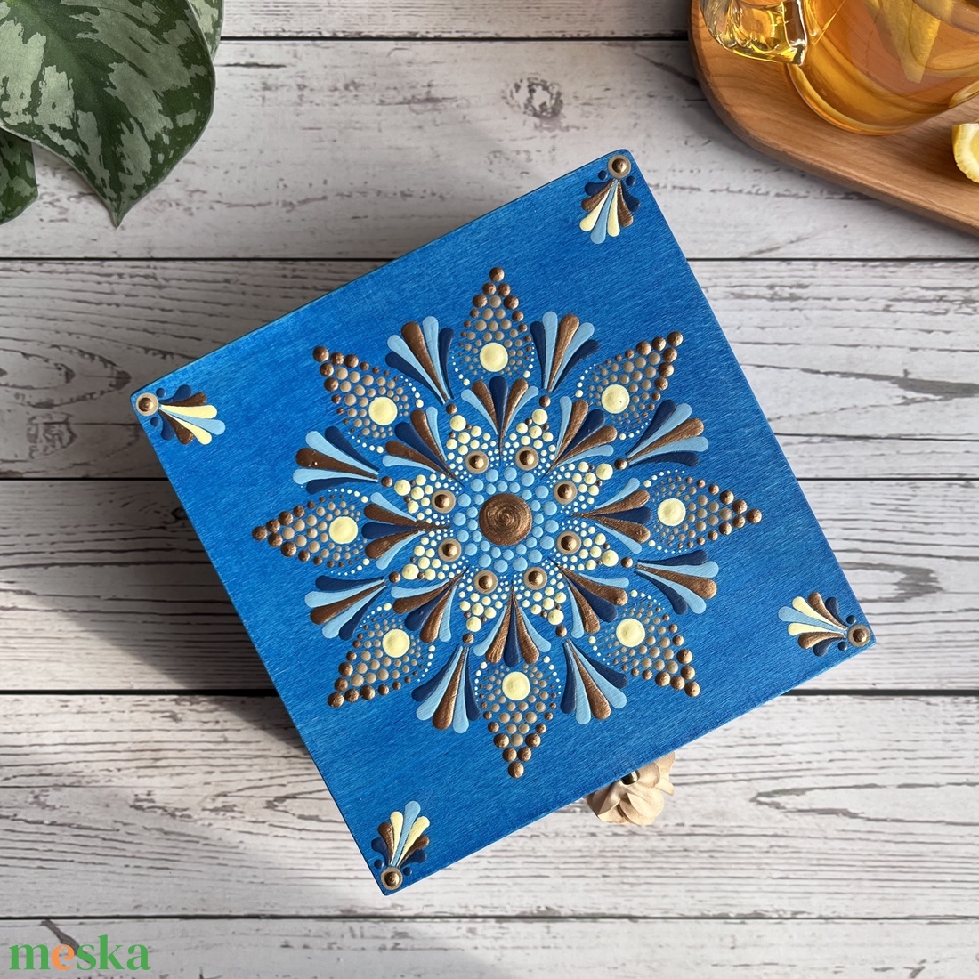Mandala mintával festett kék fadoboz - teásdoboz - teafiltertartó - otthon & életmód - tárolás & rendszerezés - doboz - Meska.hu Mandala mintával festett kék fadoboz - teásdoboz - teafiltertartó - otthon & életmód - tárolás & rendszerezés - doboz - Meska.hu