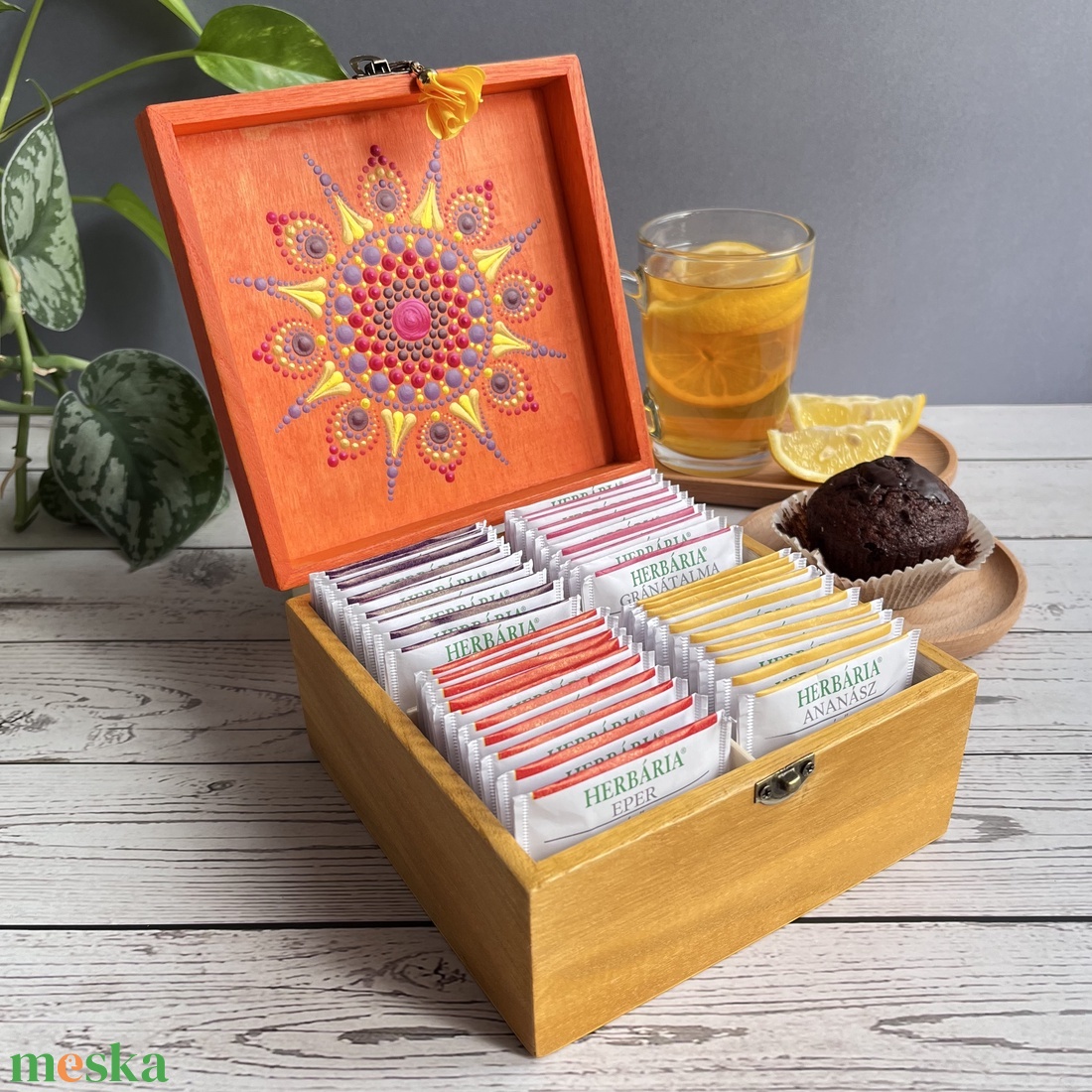 Mandala mintával festett narancs fadoboz - teásdoboz - teafiltertartó - otthon & életmód - tárolás & rendszerezés - doboz - Meska.hu Mandala mintával festett narancs fadoboz - teásdoboz - teafiltertartó - otthon & életmód - tárolás & rendszerezés - doboz - Meska.hu