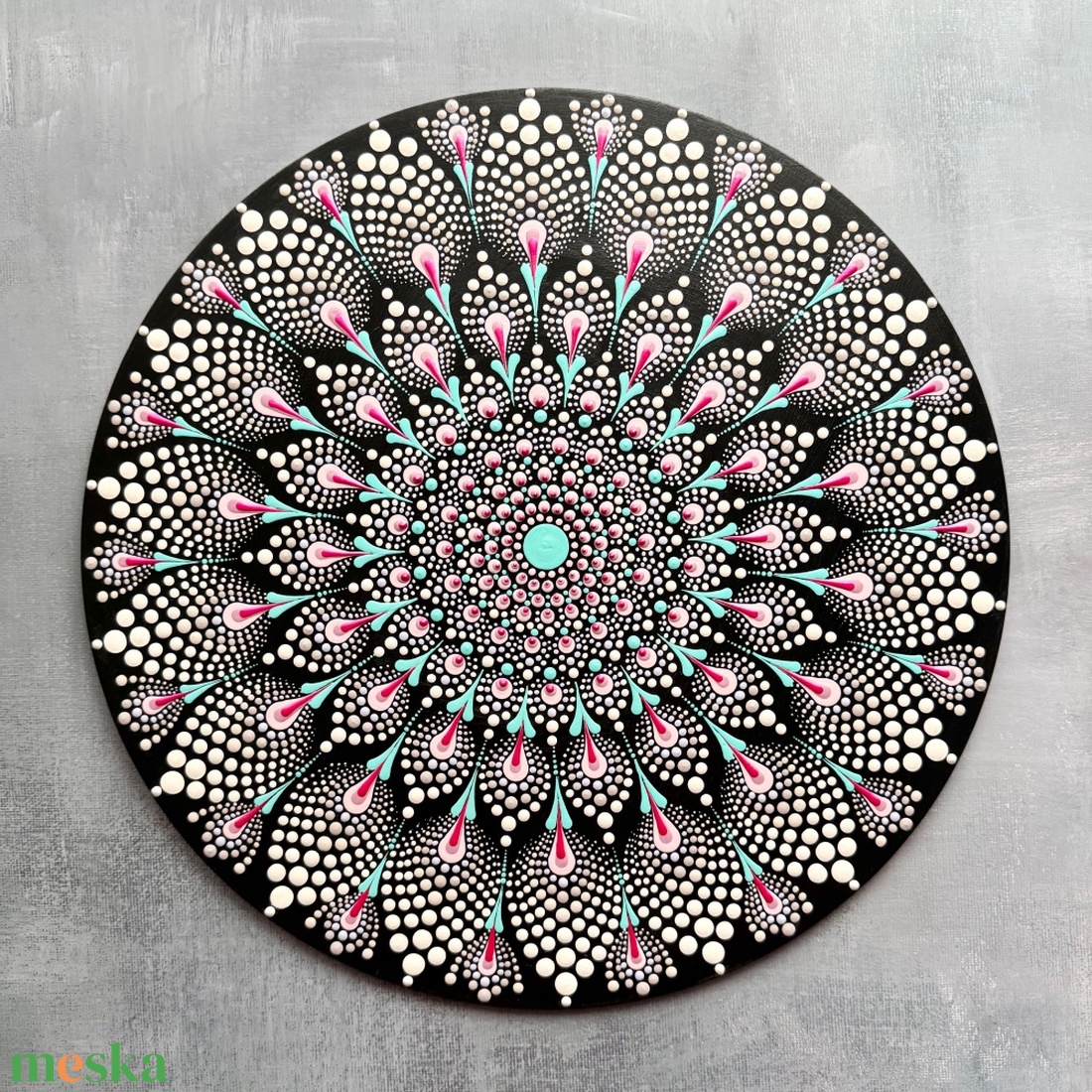 Mandala falidísz türkiz és rózsaszín színekben kézzel festett egyedi darab - otthon & életmód - dekoráció - spiritualitás - mandala - Meska.hu Mandala falidísz türkiz és rózsaszín színekben kézzel festett egyedi darab - otthon & életmód - dekoráció - spiritualitás - mandala - Meska.hu