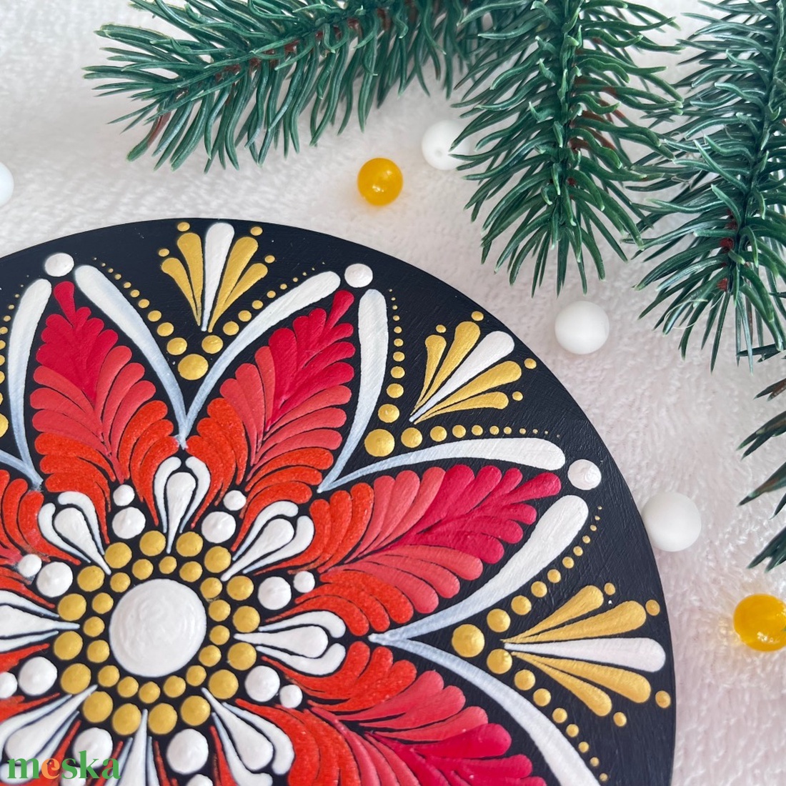 Mikulásvirág mandala hűtőmágnes (13,5 cm) � bordó, arany - karácsony - karácsonyi lakásdekoráció - karácsonyi lakásdíszek - Meska.hu