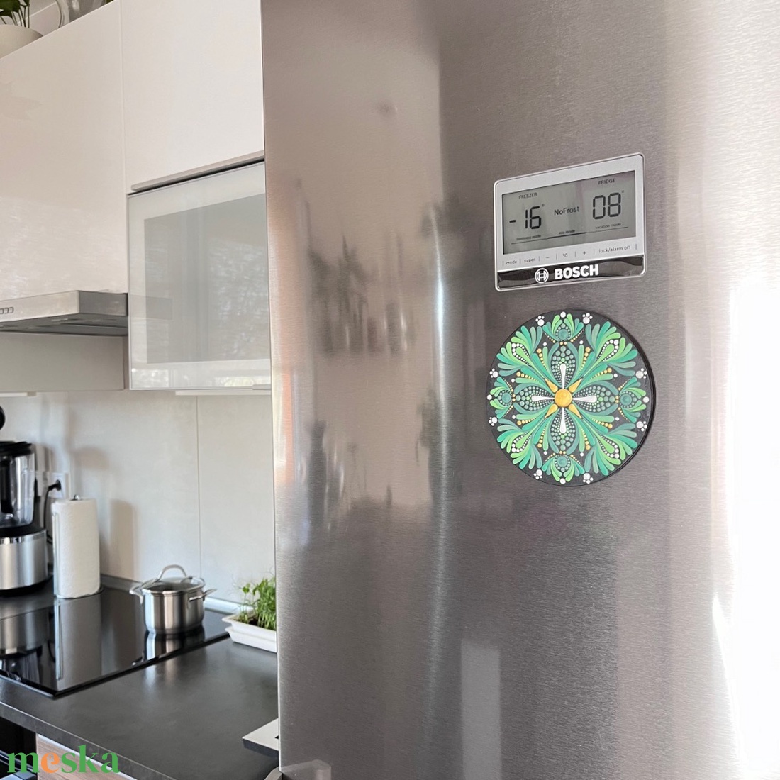 Zöld arany karácsonyi mandala hűtőmágnes (13,5 cm)  Ünnepi, kézzel festett dísz - karácsony - karácsonyi lakásdekoráció - karácsonyi lakásdíszek - Meska.hu