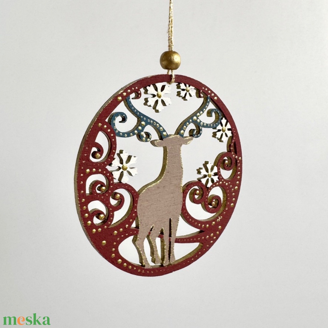 Téli szarvas bordó és arany kézzel festett karácsonyfadísz - karácsony - karácsonyi lakásdekoráció - karácsonyfadíszek - Meska.hu
