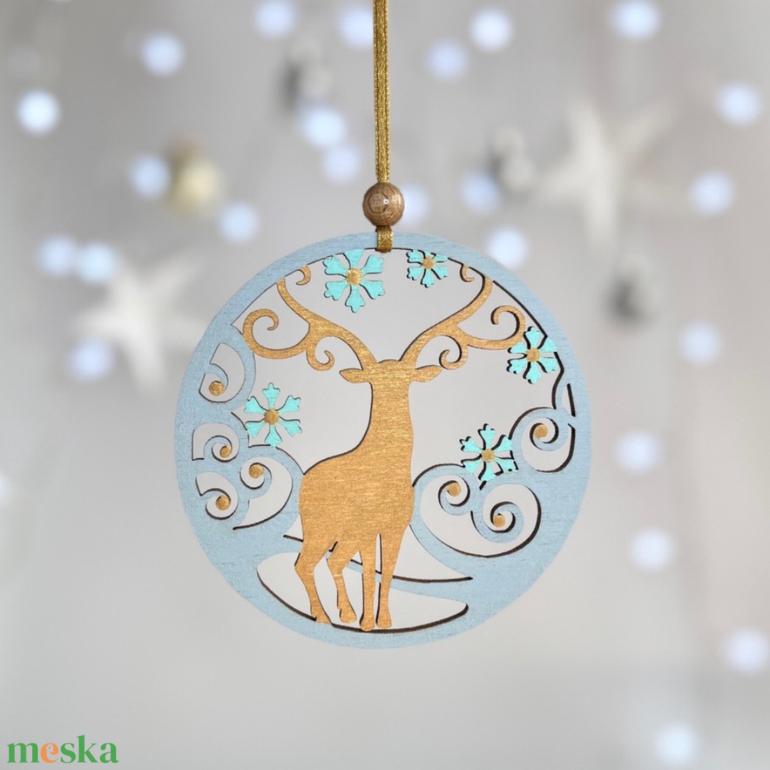 Téli szarvas jégkék és arany kézzel festett karácsonyfadísz - karácsony - karácsonyi lakásdekoráció - karácsonyfadíszek - Meska.hu
