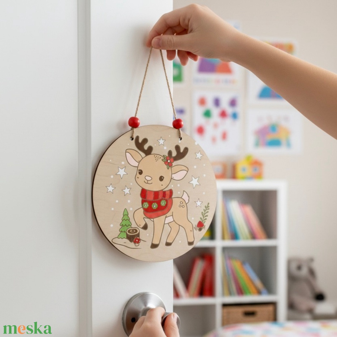 DIY alkotóbox gyerekeknek  Piros pulcsis őzike karácsonyi ajtódísz (20 cm) - diy (csináld magad) - egységcsomag - Meska.hu