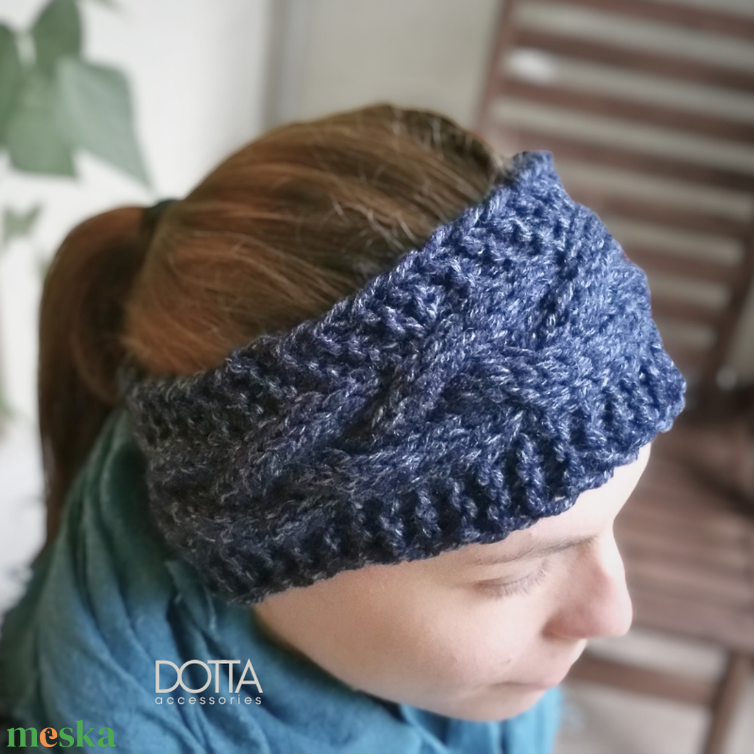 Dotta fejpánt - puha meleg gyapjú fonalból kötve - téli fülmelegítő - ruha & divat - sál, sapka, kendő - fejpánt - Meska.hu Dotta fejpánt - puha meleg gyapjú fonalból kötve - téli fülmelegítő - ruha & divat - sál, sapka, kendő - fejpánt - Meska.hu