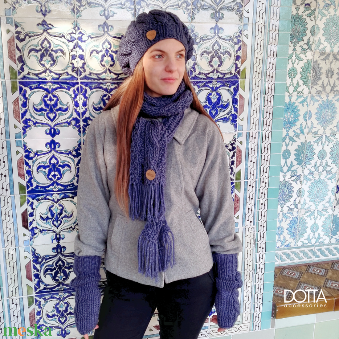 Dotta sapka sál szett - farmerkék puha meleg fonalból - kézzel kötött vastag gyapjús fonalból - ruha & divat - sál, sapka, kendő - sapka & sál szett - Meska.hu