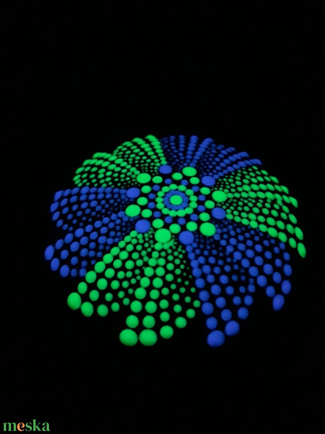 Sötétben világító mandala festés - otthon & életmód - dekoráció - spiritualitás - mandala - Meska.hu Sötétben világító mandala festés - otthon & életmód - dekoráció - spiritualitás - mandala - Meska.hu