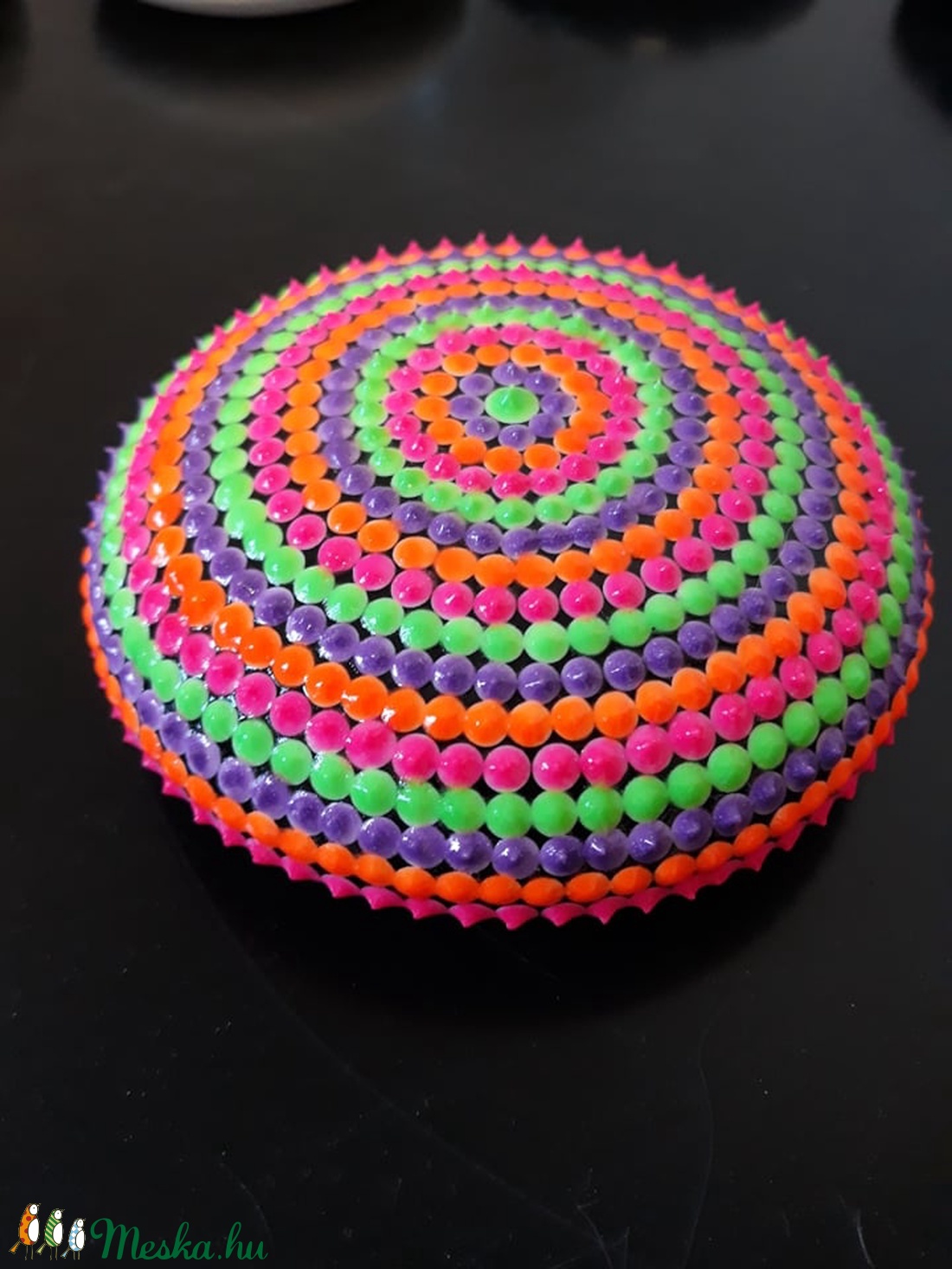 Fluoreszkáló mandala festés, gyönyörű színekkel - otthon & életmód - dekoráció - Meska.hu