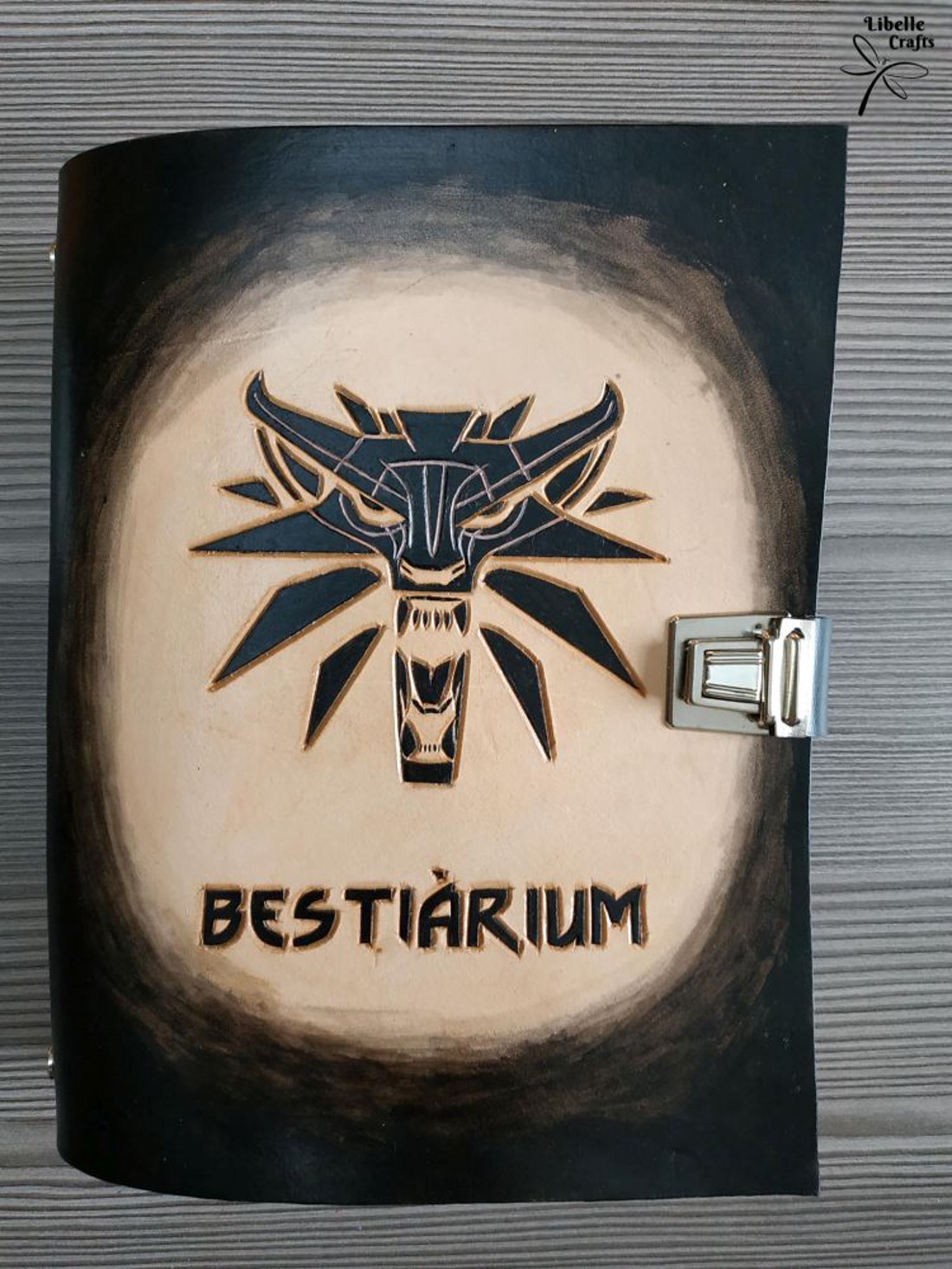 Witcher Bestiárium könyvborító - otthon & életmód - papír, írószer - könyv- és füzetborító - Meska.hu