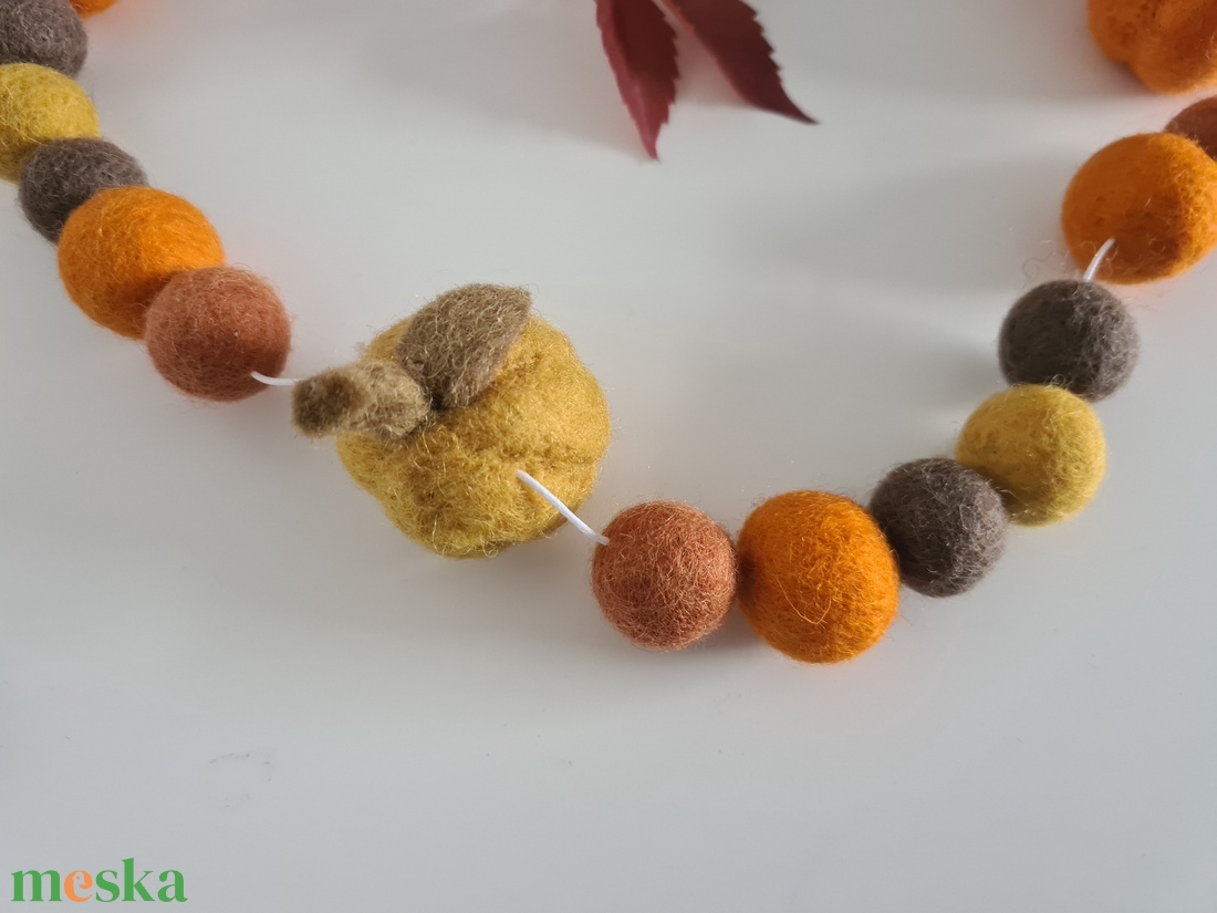 Oszi Halloween dekoráció narancs tokokkel.Halloween nemezgolyó fűzr.Nemezelt dekor pumpkin Halloween pom pom girland - halloweeni dekoráció - halloweeni dekoráció - Meska.hu Oszi Halloween dekoráció narancs tokokkel.Halloween nemezgolyó fűzr.Nemezelt dekor pumpkin Halloween pom pom girland - halloweeni dekoráció - halloweeni dekoráció - Meska.hu