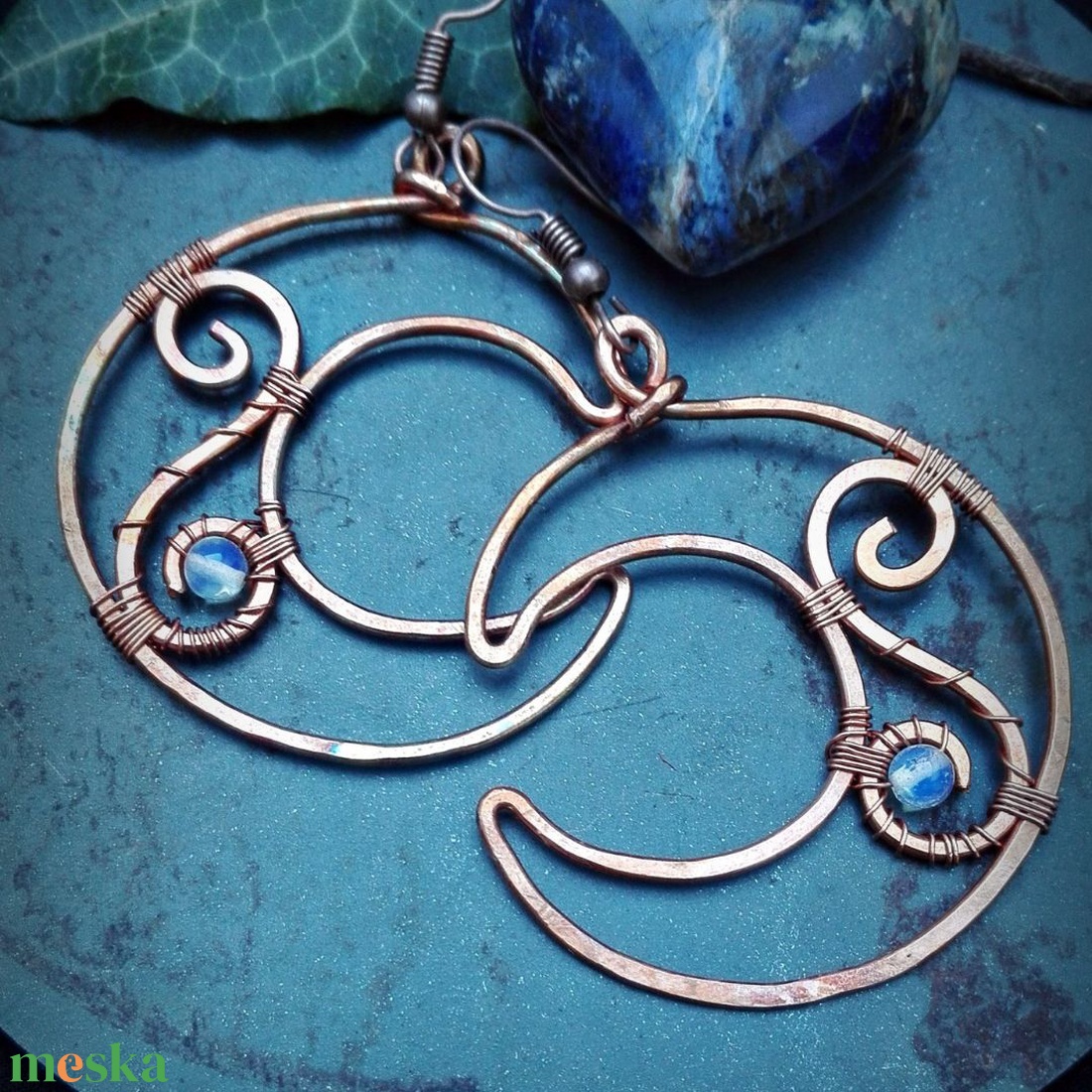 BeEql Opal moon fülbevaló - ékszer - fülbevaló - lógó fülbevaló - Meska.hu
