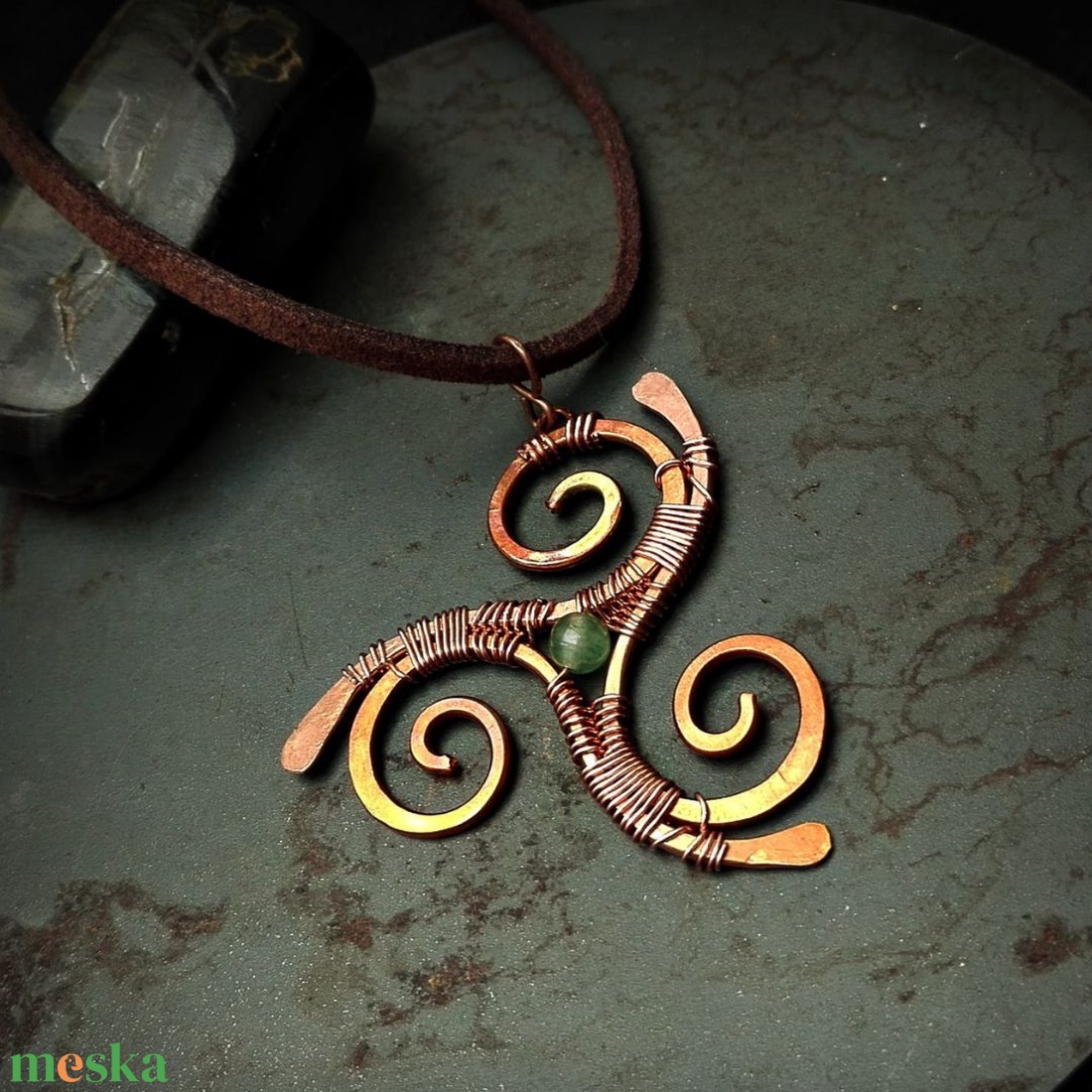 Triskelion nyaklánc - ékszer - nyaklánc - medálos nyaklánc - Meska.hu