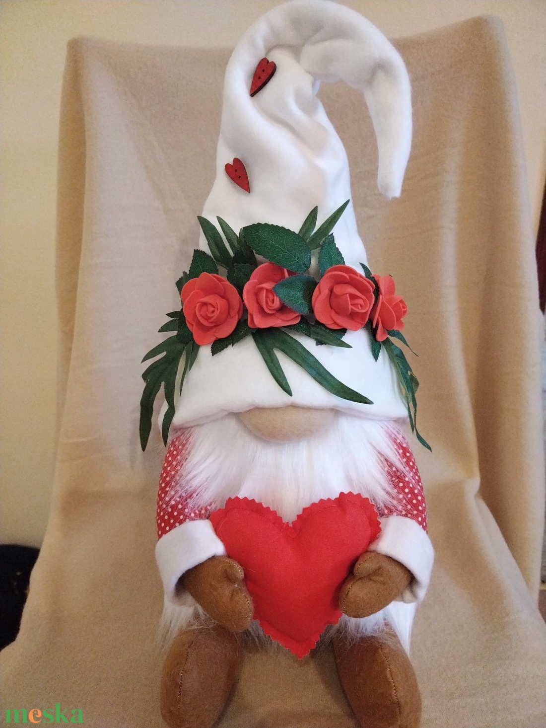 Valentin napi ülő manó, ajándék - otthon & életmód - dekoráció - manók - Meska.hu