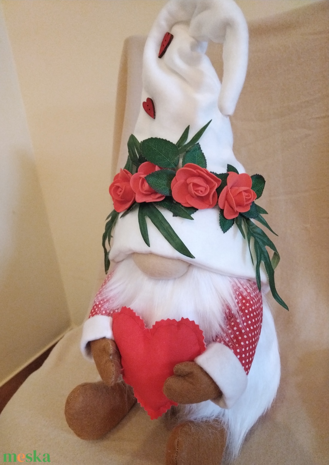 Valentin napi ülő manó, ajándék - otthon & életmód - dekoráció - manók - Meska.hu