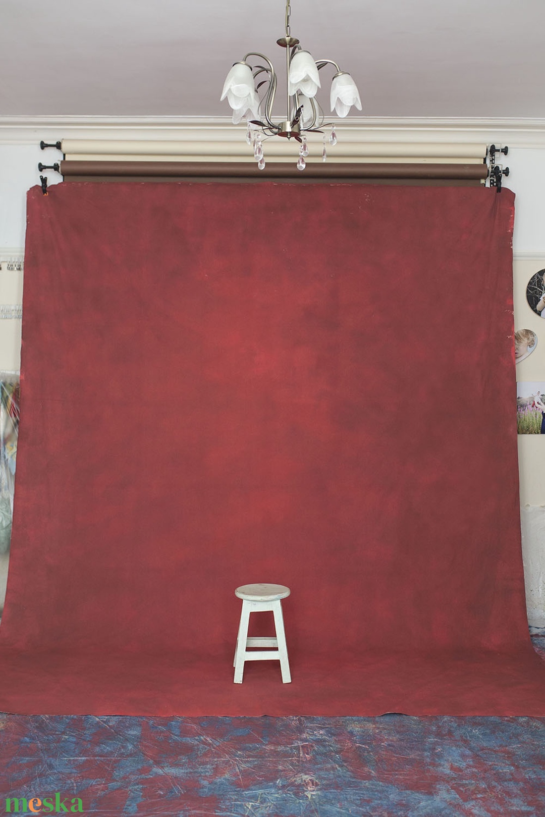 A 270 � 360 cm-es, mély vörös kézzel festett vászon háttér - művészet - fotográfia - portré - Meska.hu