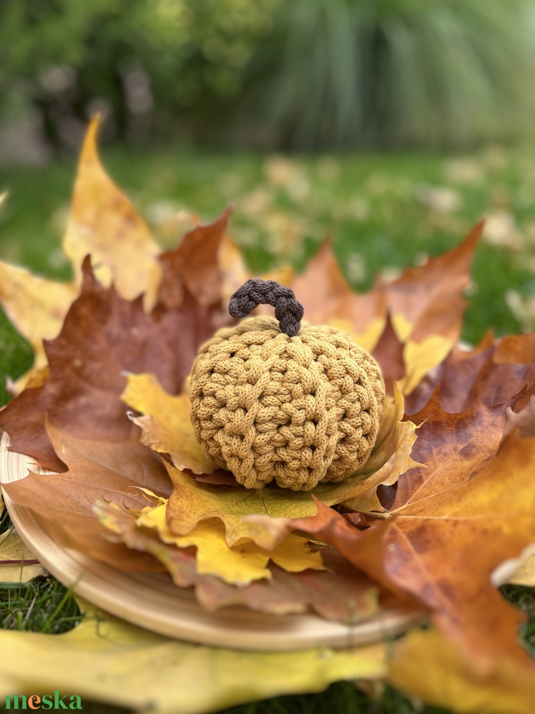 Horgolt őszi dísztök - kellékek & szerszámok - dekorációs kellékek - őszi dekor - őszi dekortök - Meska.hu