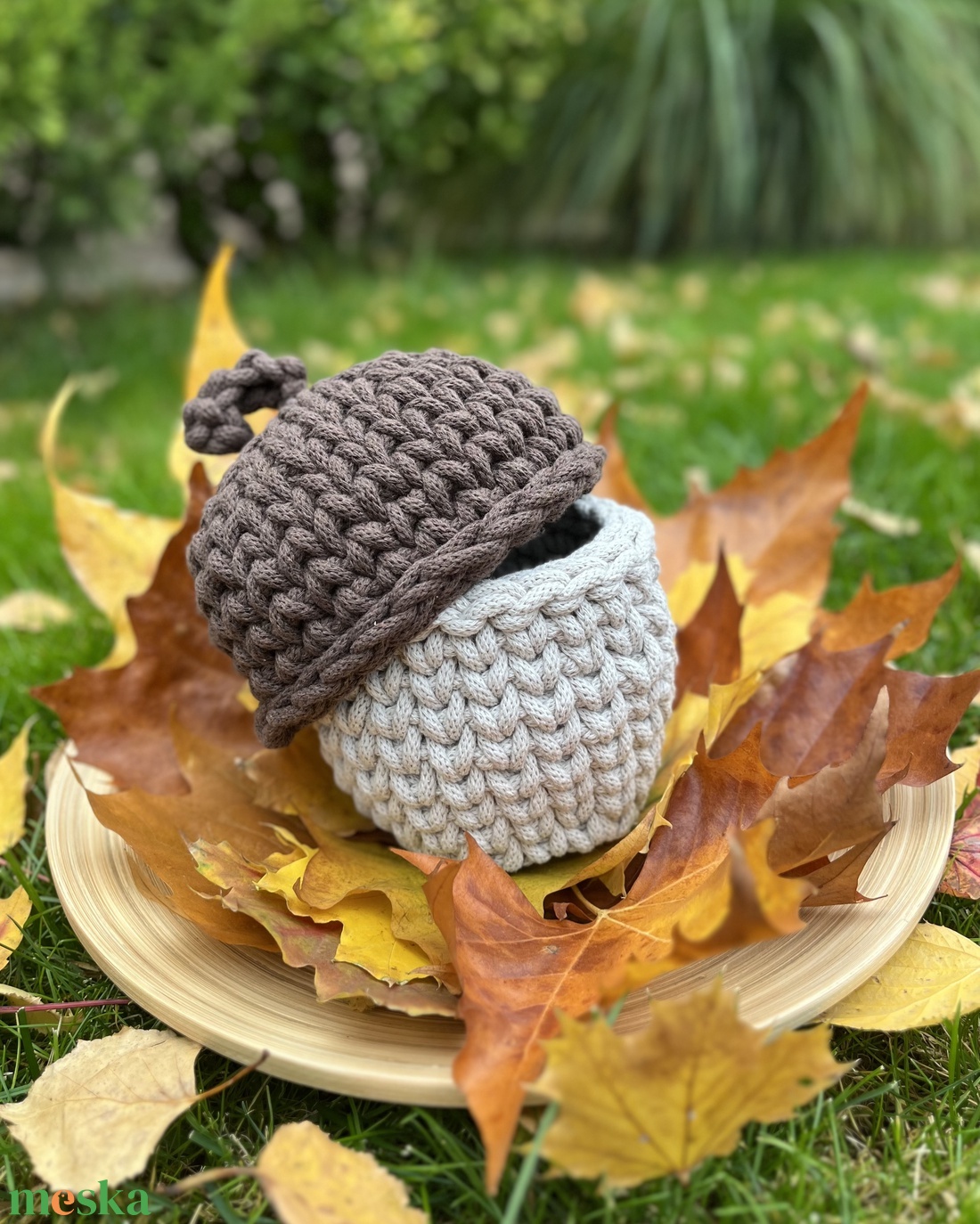 Horgolt makk tároló - kellékek & szerszámok - dekorációs kellékek - őszi dekor - őszi dekortök - Meska.hu