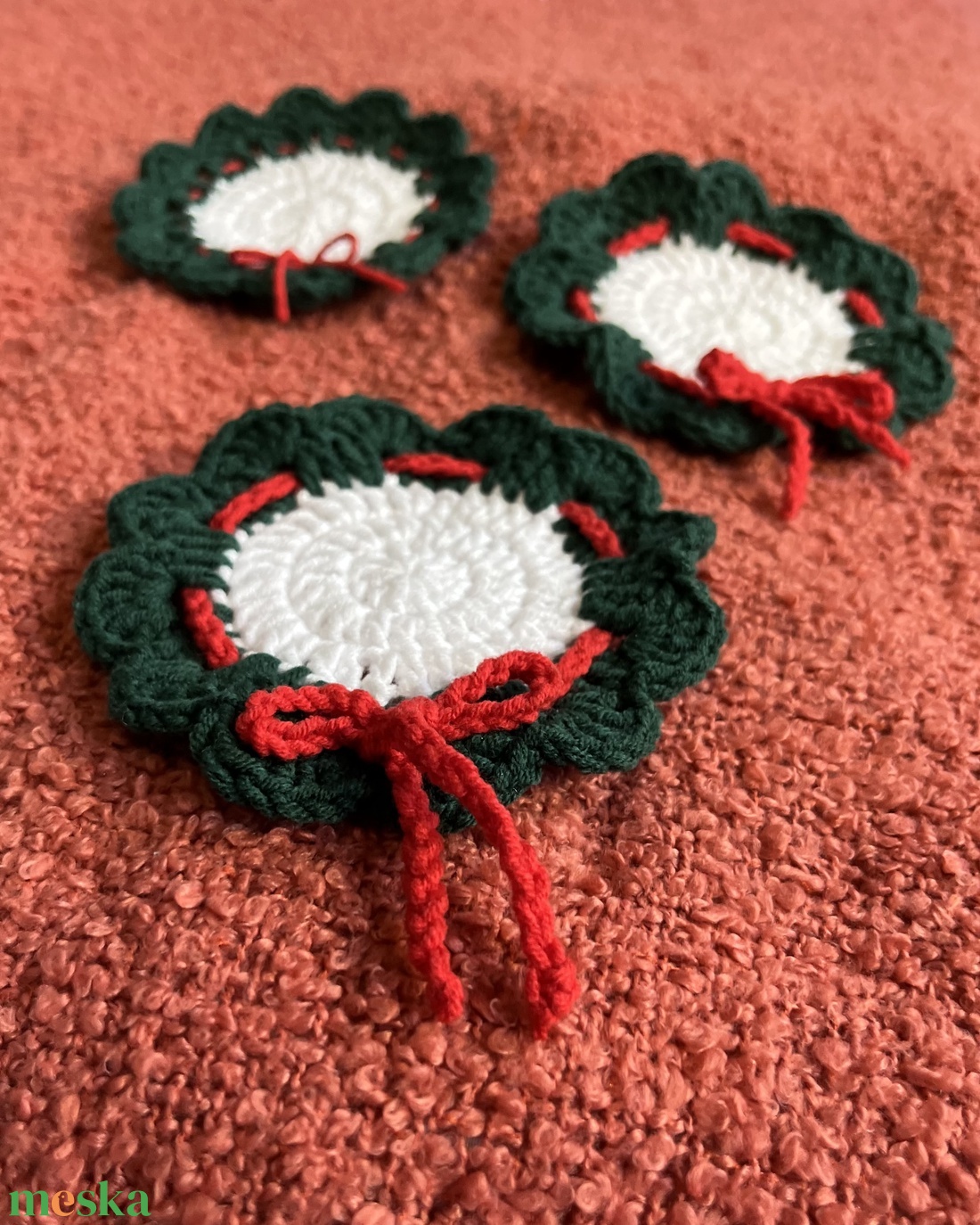 Karácsonyi poháralátét horgolt - otthon & életmód - konyhafelszerelés, tálalás - tálalás - tányér- és poháralátét - Meska.hu