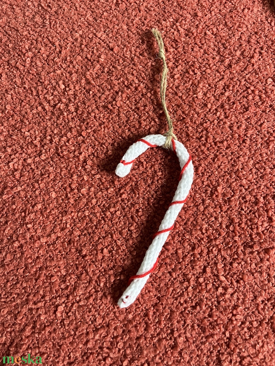 Fehér�piros nyalóka dísz � akasztható karácsonyi dekoráció - karácsony - karácsonyi lakásdekoráció - karácsonyfadíszek - Meska.hu