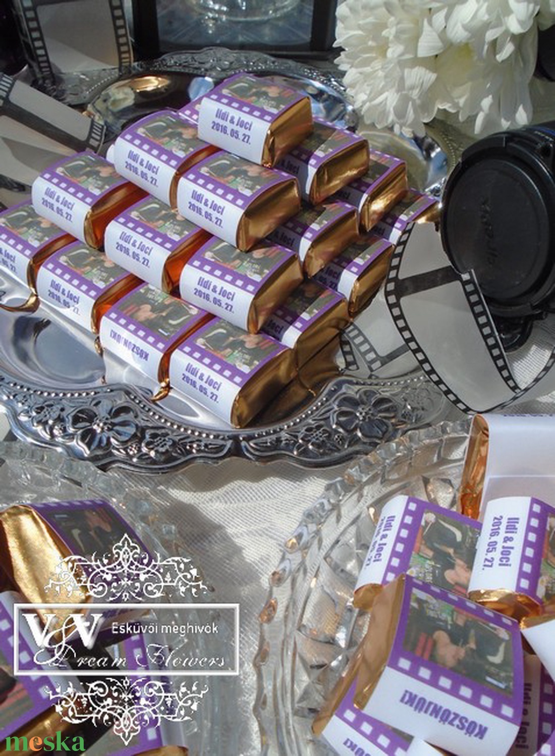 Esküvői csoki köszönetajándék fotóval lila filmkockás kerettel - esküvő - emlék & ajándék - köszönőajándék - Meska.hu Esküvői csoki köszönetajándék fotóval lila filmkockás kerettel - esküvő - emlék & ajándék - köszönőajándék - Meska.hu