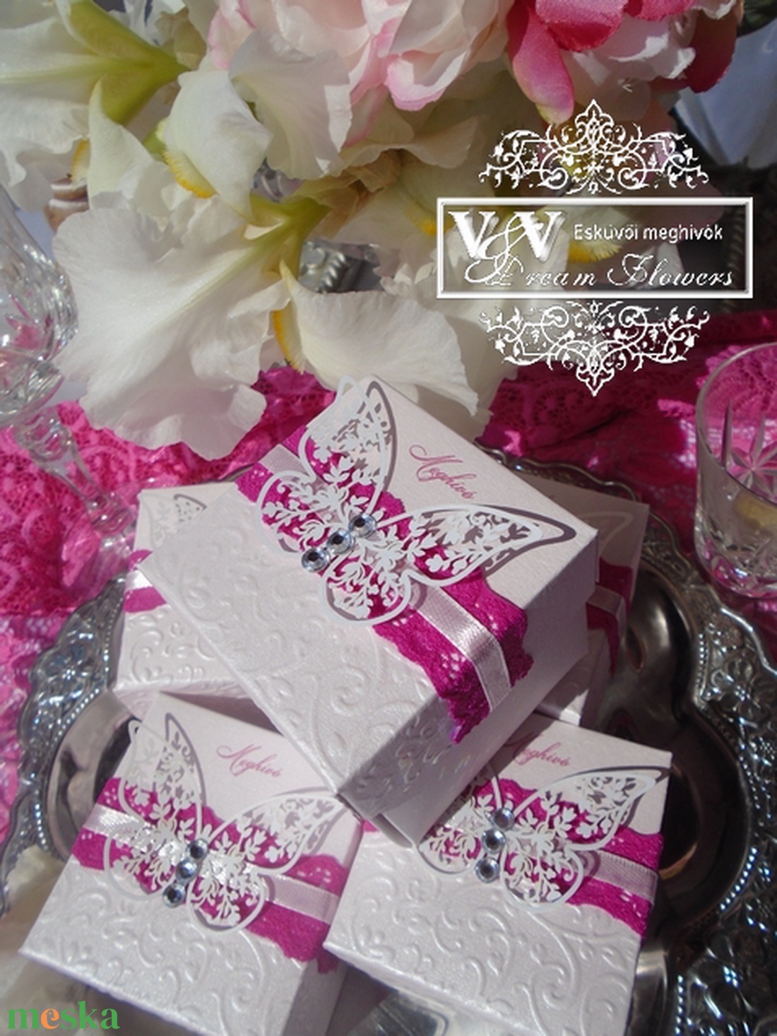 Dobozos esküvői meghívó pillangóval, pink csipkével és strasszokkal - esküvő - meghívó & kártya - meghívó - Meska.hu