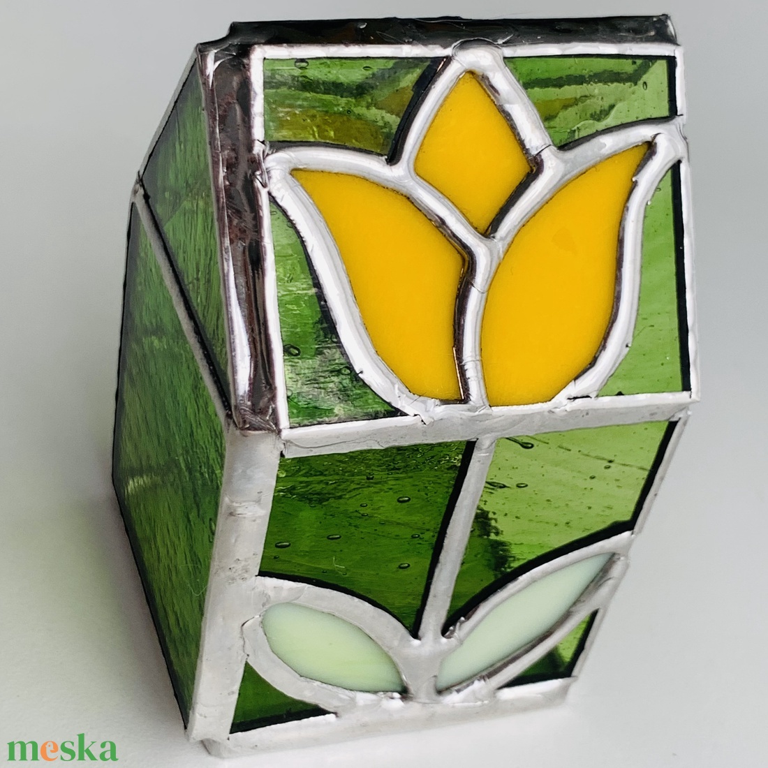 Tulipános mécses házikó - Tiffany színes üveg - otthon & életmód - gyertya, illat, aroma - mécses és mécsestartó - Meska.hu Tulipános mécses házikó - Tiffany színes üveg - otthon & életmód - gyertya, illat, aroma - mécses és mécsestartó - Meska.hu
