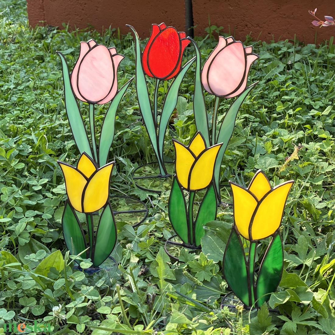 Rózsaszín üveg tulipán - otthon & életmód - dekoráció - asztal és polc dekoráció - díszüveg - Meska.hu