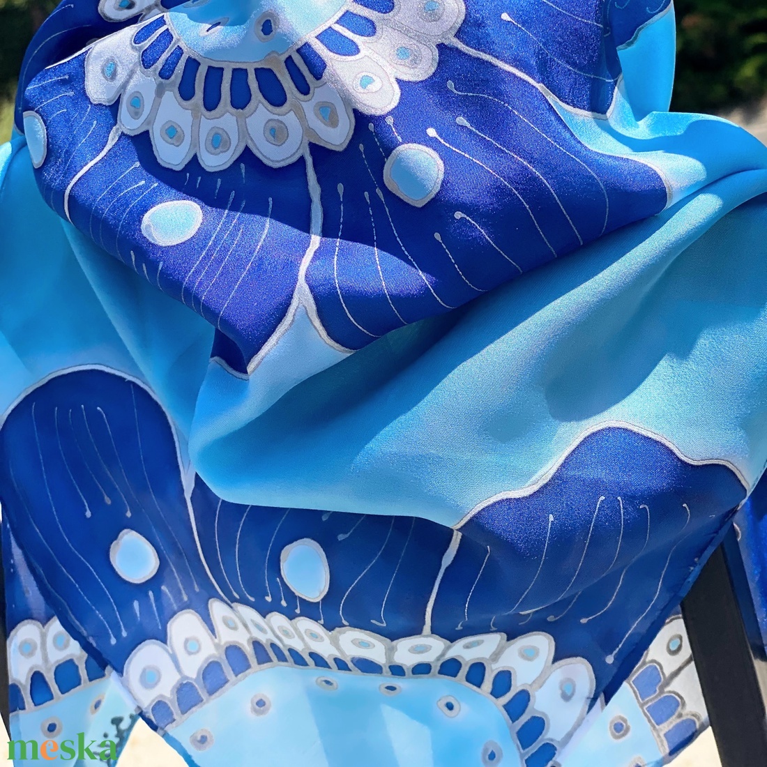 Kék indiai mintás kézzel festett  selyemkendő sál - ruha & divat - sál, sapka, kendő - kendő - Meska.hu