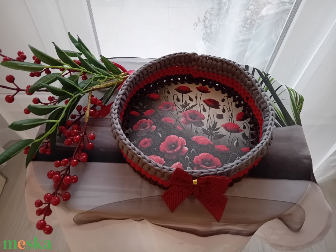 Horgolt kosárka - otthon & életmód - dekoráció - asztal és polc dekoráció - dekorációs tál, tartó - Meska.hu