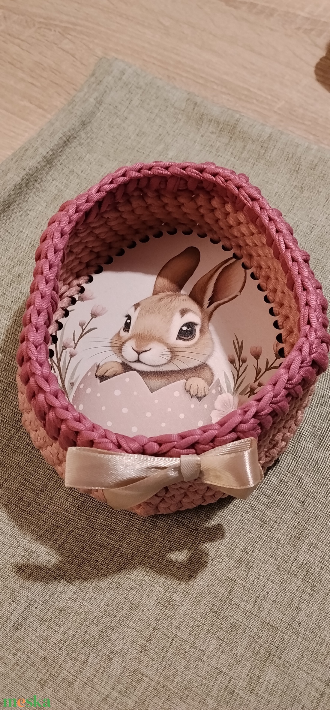 Horgolt kosárka tojás alakú - otthon & életmód - dekoráció - asztal és polc dekoráció - dekorációs tál, tartó - Meska.hu